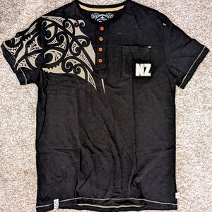 Mens Black T-shirt from New Zealand
